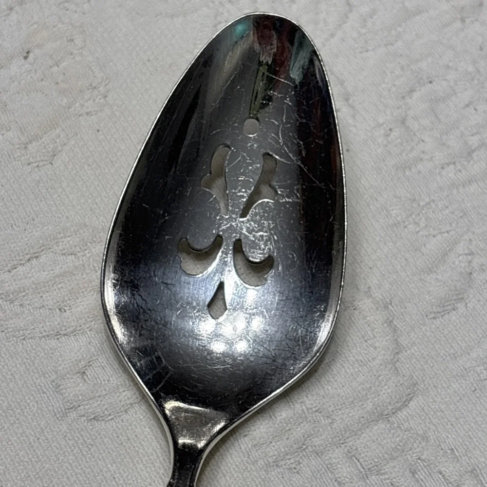 1965 GARLAND 1847 Rogers Bros IS Slotted Serving Spoon Silver Plate Flatware